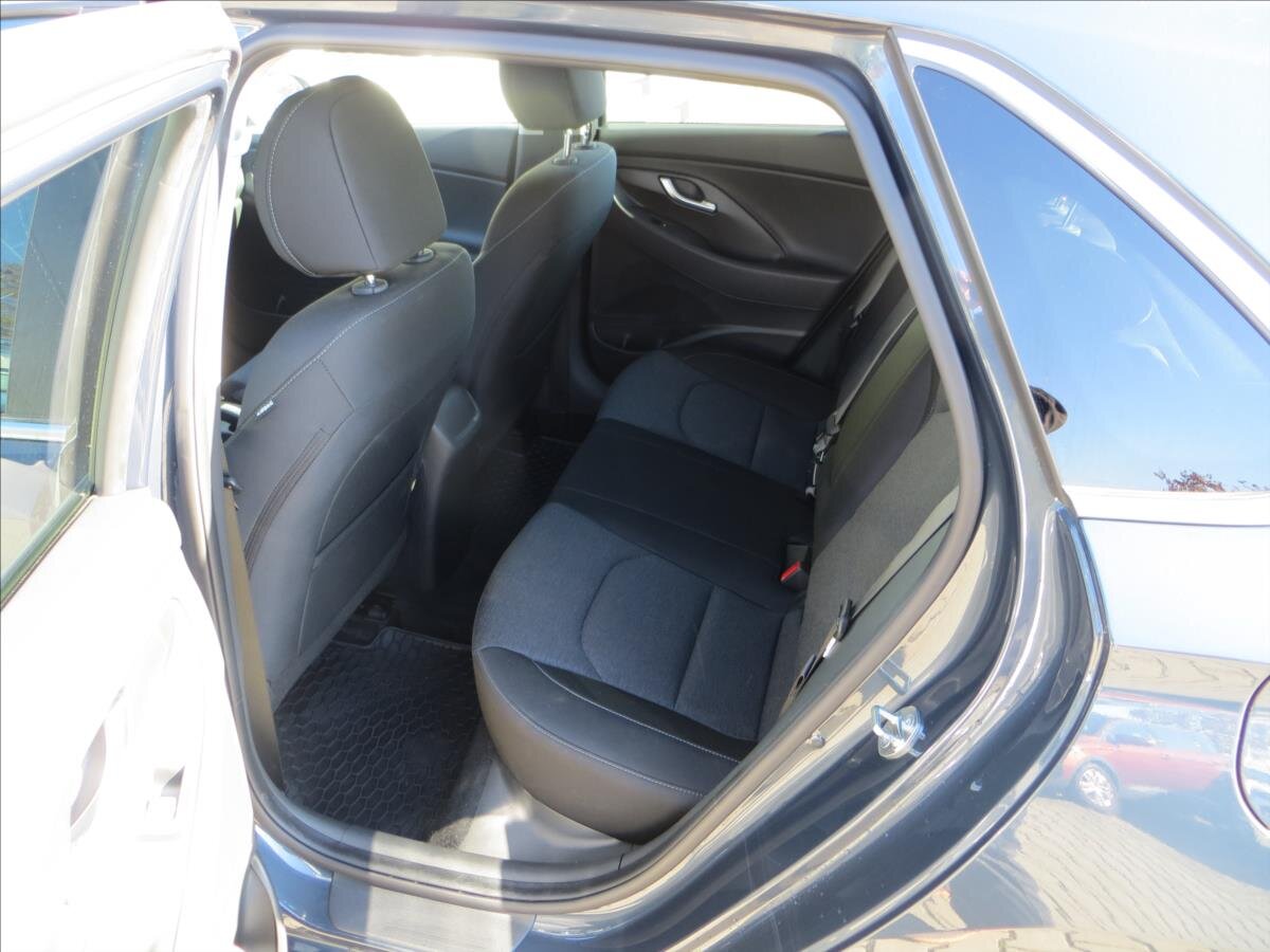 Hyundai i30 Hatchback 998,0 88 kw