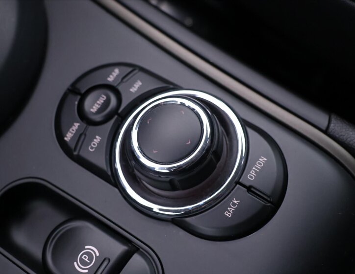 Mini Countryman SUV 1,5 l 100 kw