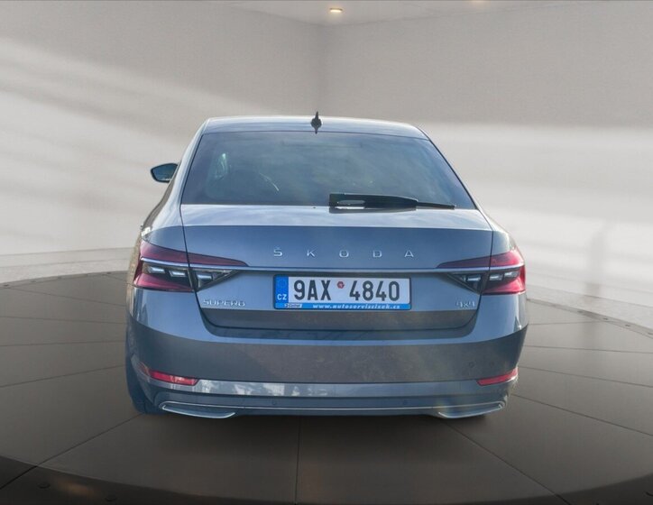Škoda Superb Liftback 2,0 l 147 kw