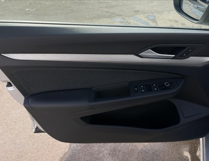 Volkswagen Golf Kombi 1,5 l 110 kw