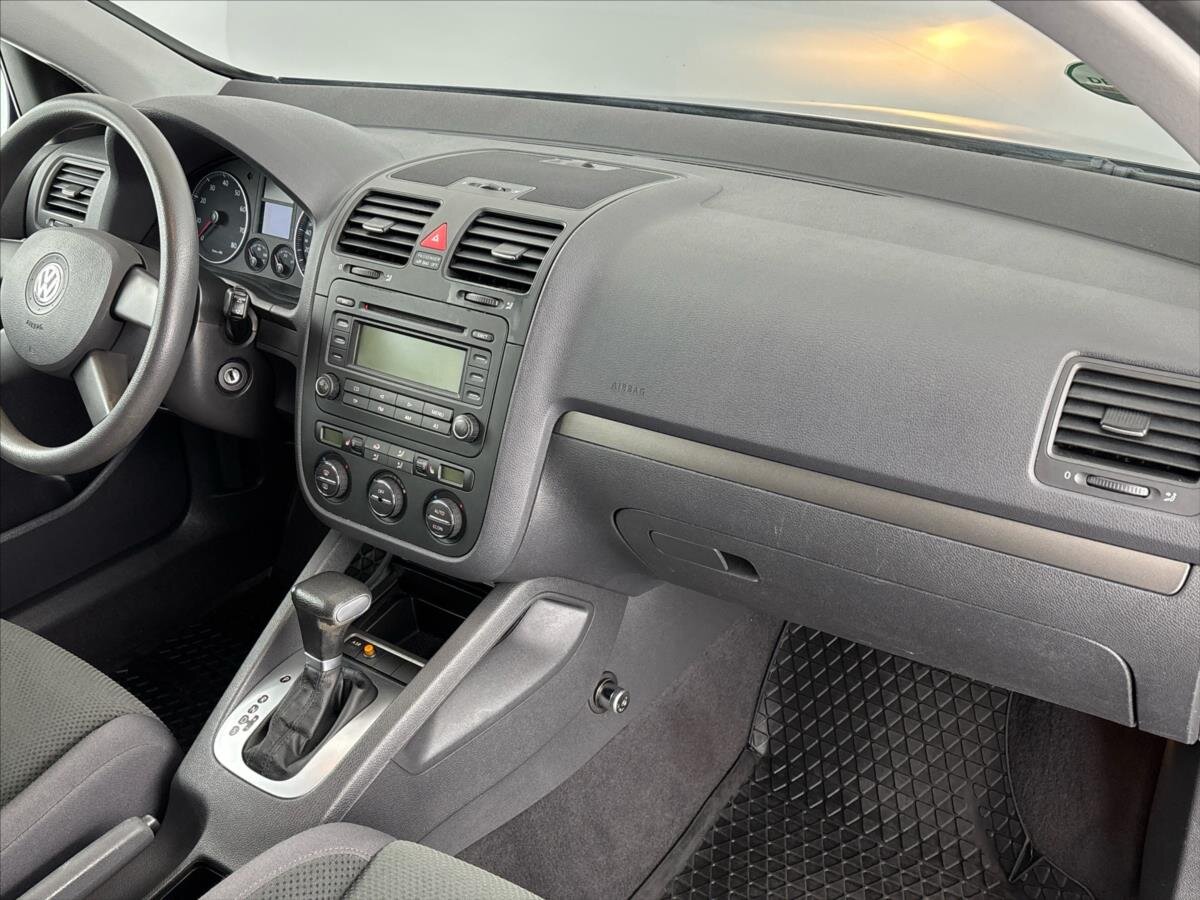 Volkswagen Golf Hatchback 1,6 l 75 kw