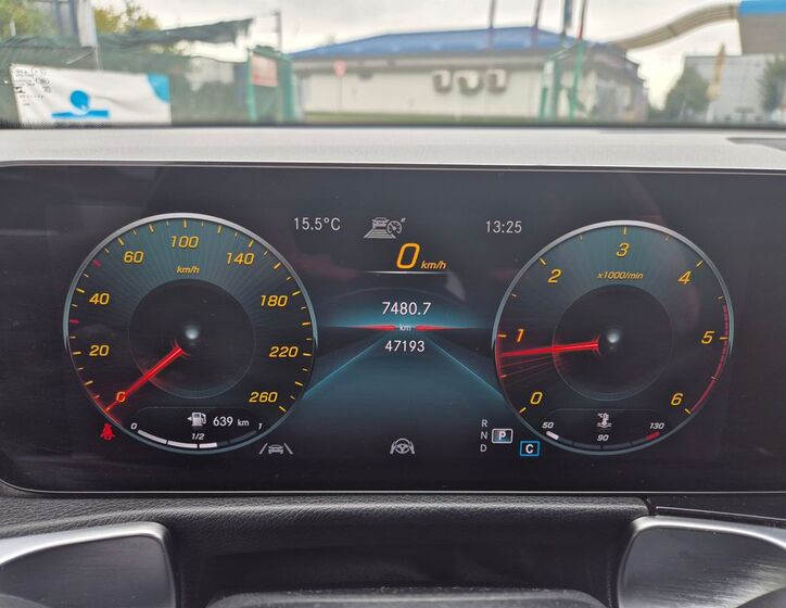 Mercedes-Benz GLB 17