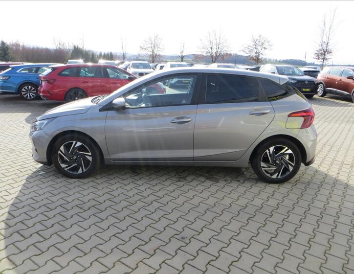 Hyundai i20 4