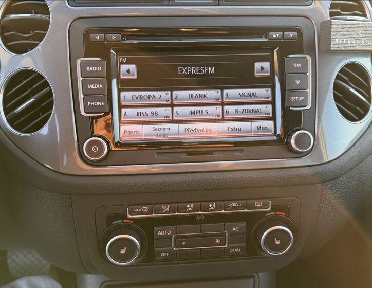 Volkswagen Tiguan SUV 2,0 l 103 kw