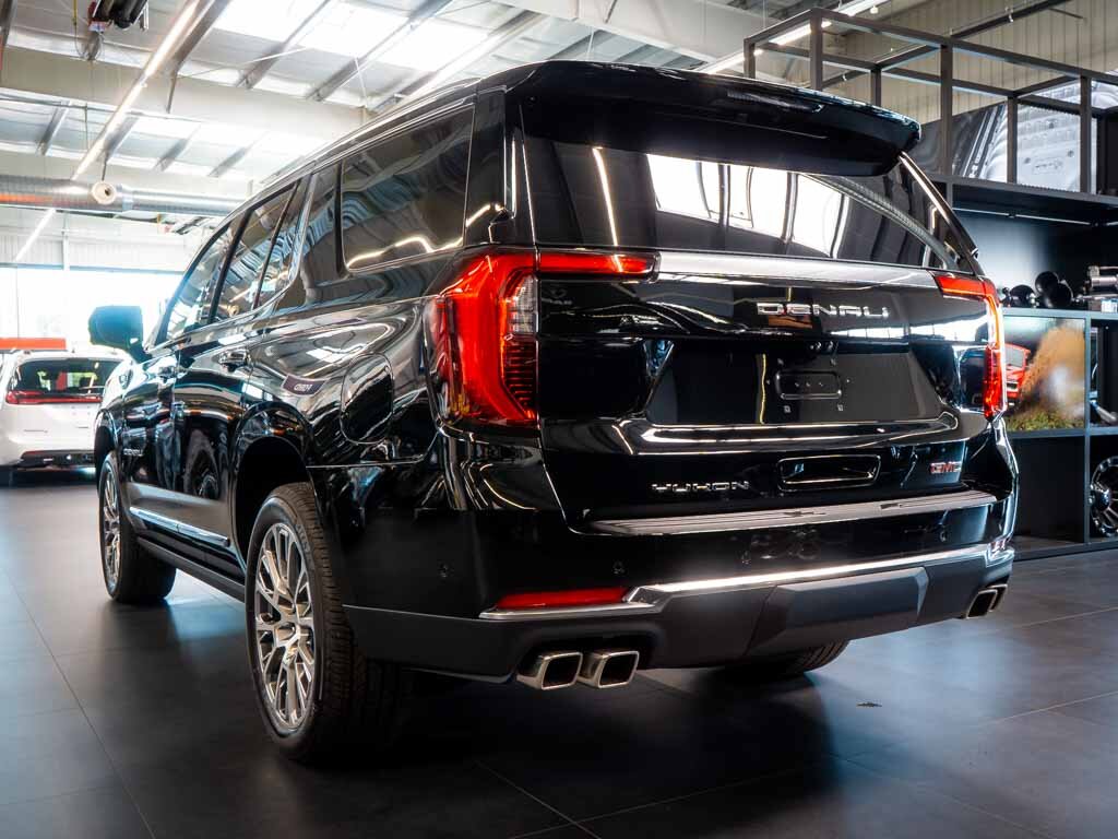 GMC Yukon SUV 6,2 l 313 kw