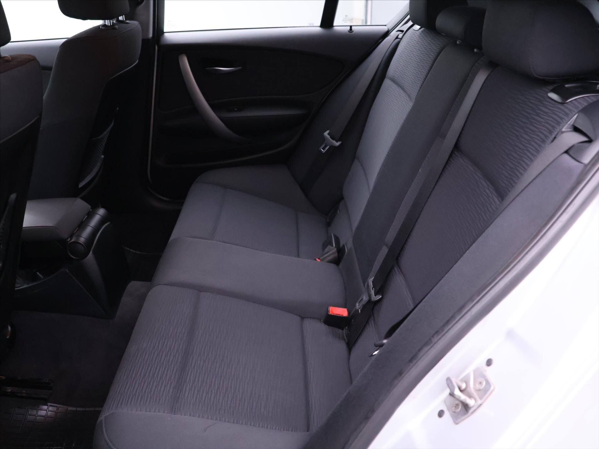 BMW Řada 1 Hatchback 2,0 l 90 kw