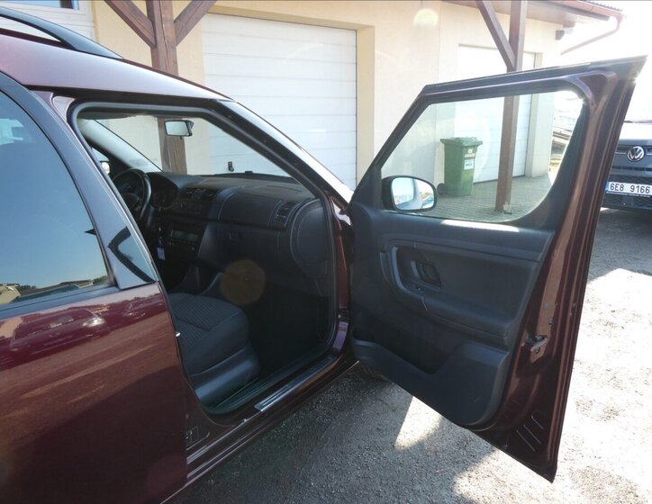 Škoda Roomster Kombi 1,2 l 63 kw