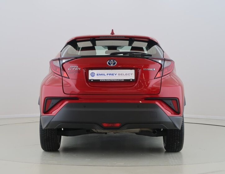 Toyota C-HR SUV / Terénní 1,8 l 72 kw