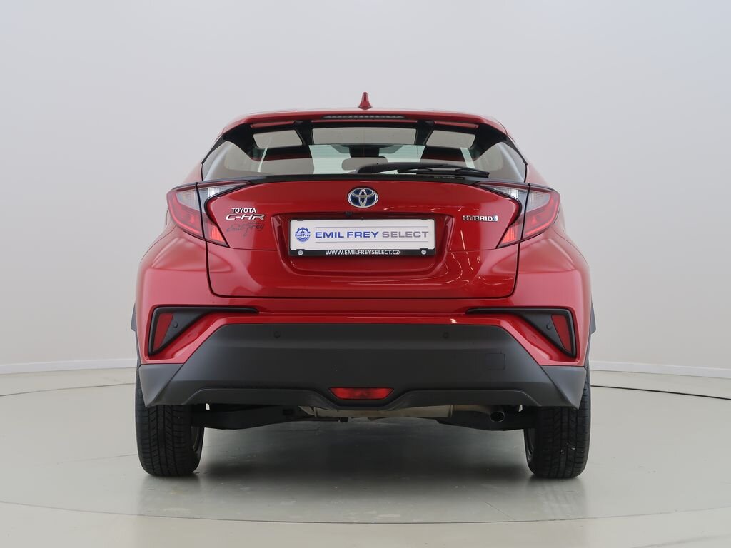 Toyota C-HR SUV / Terénní 1,8 l 72 kw