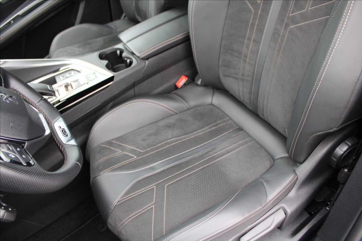 Peugeot 3008 SUV 1,5 l 96 kw