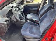 Peugeot 206 19