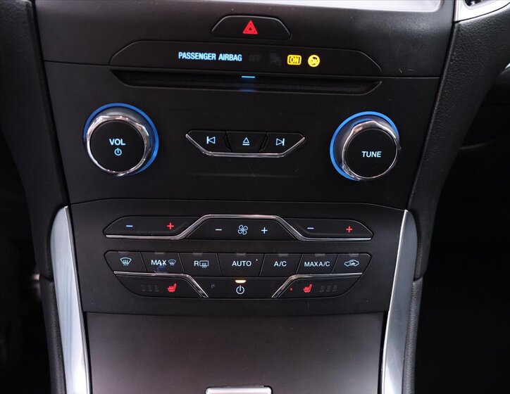 Ford S-MAX MPV 2,0 l 110 kw