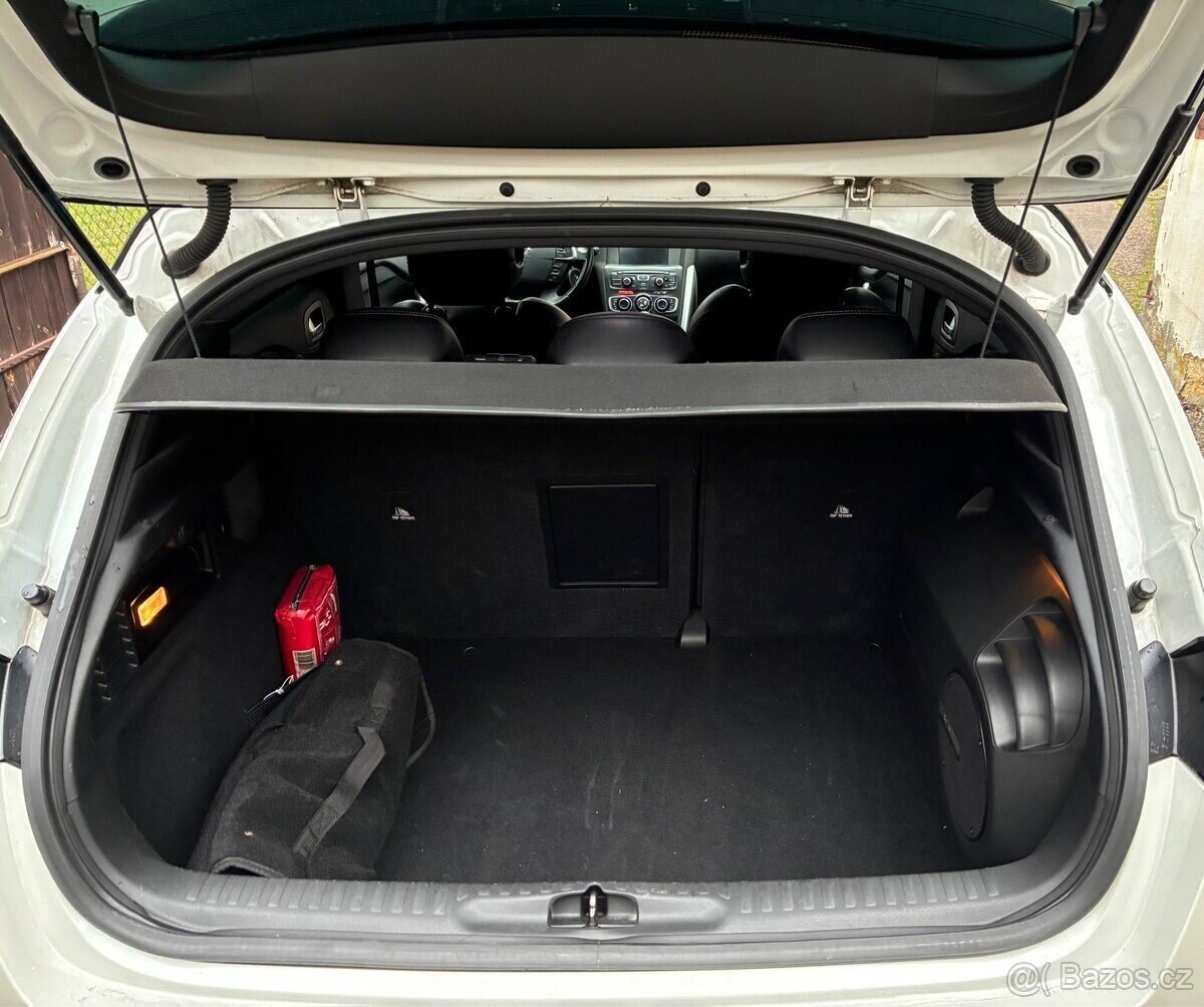 Citroën DS4 Hatchback 2,0 l 120 kw