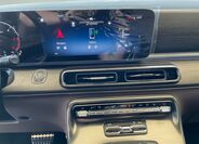 Mercedes-Benz Třídy V 12