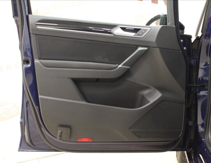 Volkswagen Touran Kombi 2,0 l 110 kw