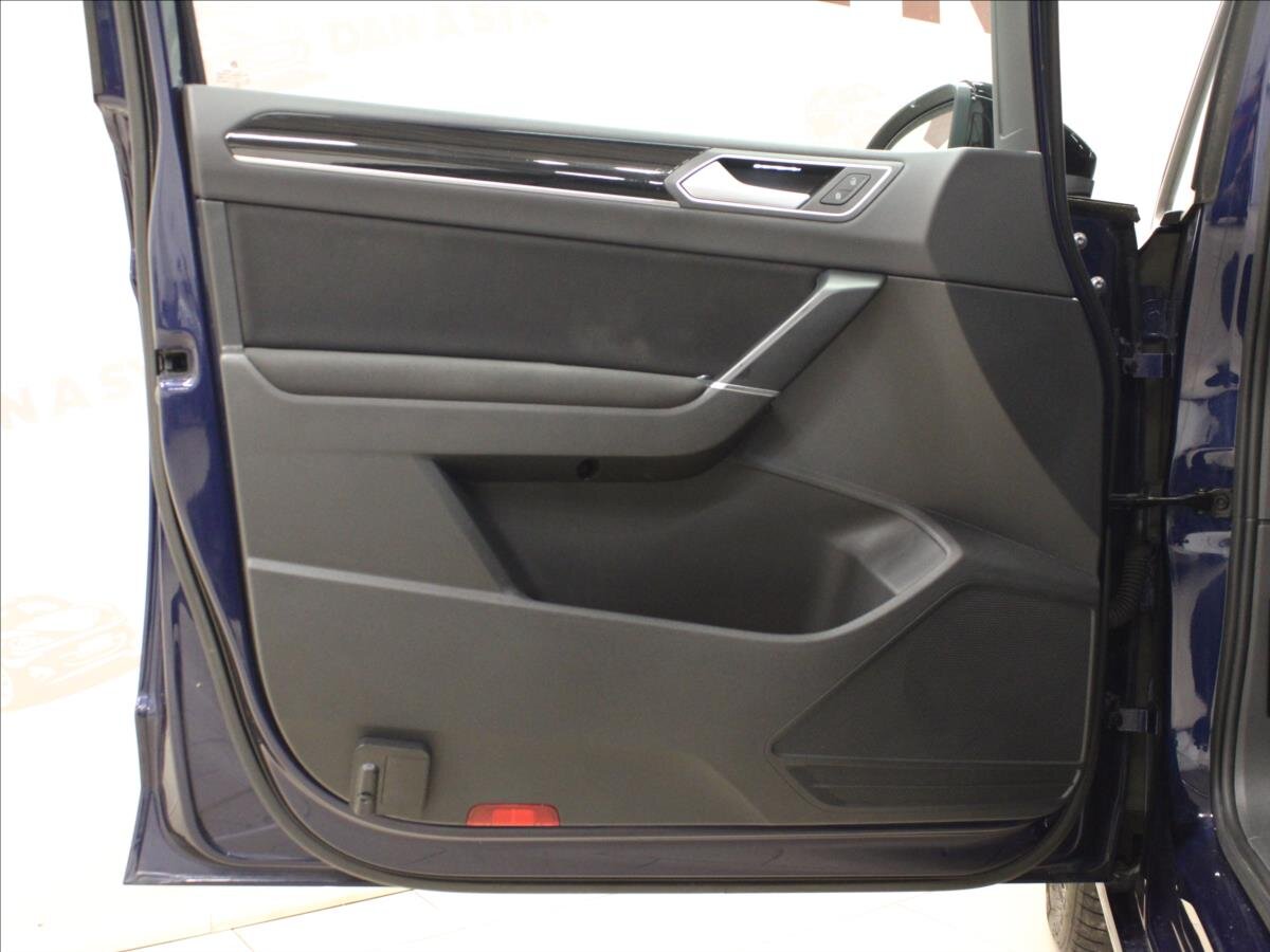 Volkswagen Touran Kombi 2,0 l 110 kw