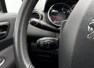 Peugeot 5008 MPV 2,0 l 120 kw