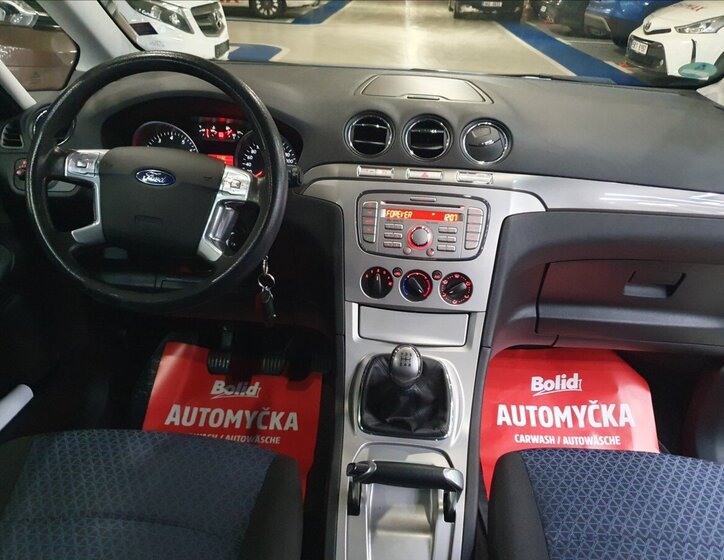 Ford Galaxy MPV 2,0 l 107 kw