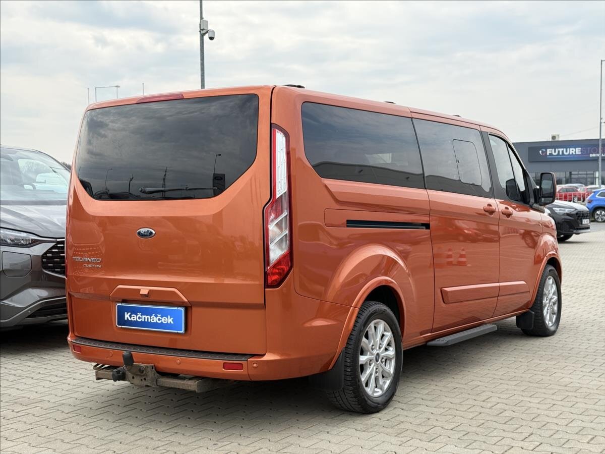 Ford Tourneo Custom MPV 2,0 l 125 kw