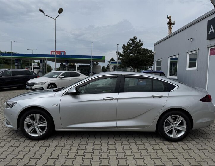 Opel Insignia Liftback 2,0 l 125 kw