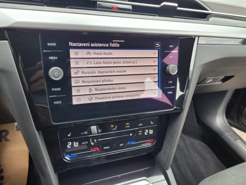 Volkswagen Arteon Liftback 2,0 l 147 kw