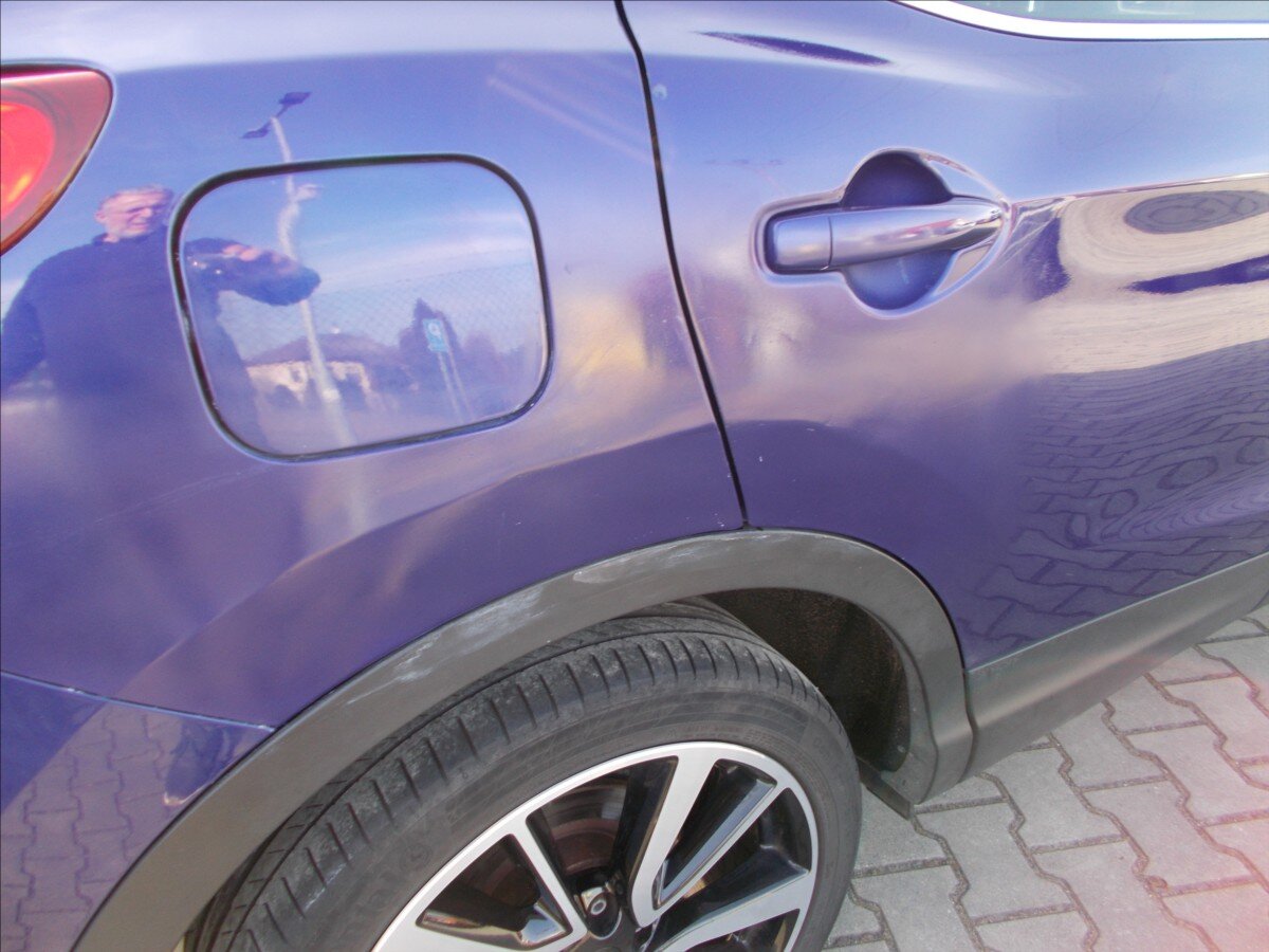 Nissan Qashqai SUV / Terénní 1,6 l 120 kw