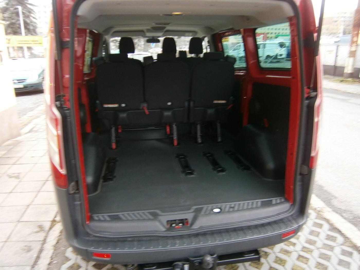 Ford Transit Custom Kombi 2,2 l 74 kw