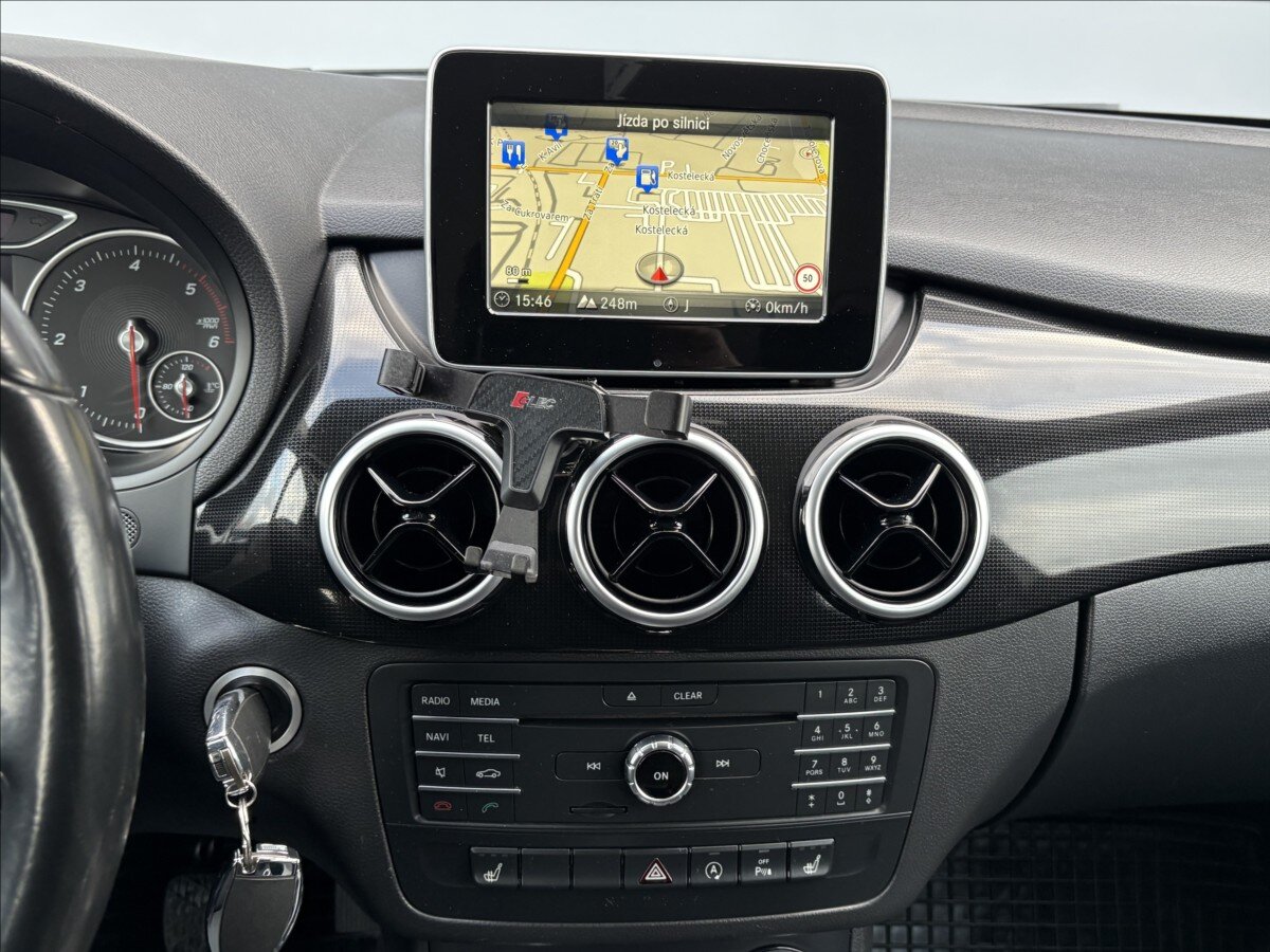 Mercedes-Benz Třídy B Kombi 1,5 l 80 kw