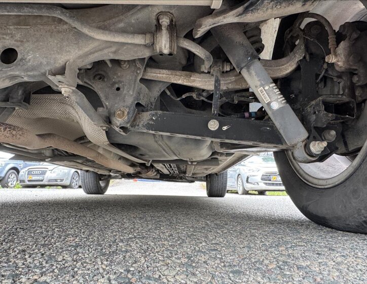 Nissan Qashqai SUV 1,5 l 76 kw