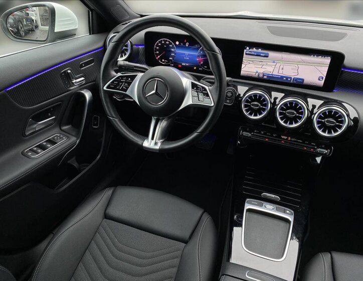 Mercedes-Benz Třídy A Sedan 1,3 l 100 kw