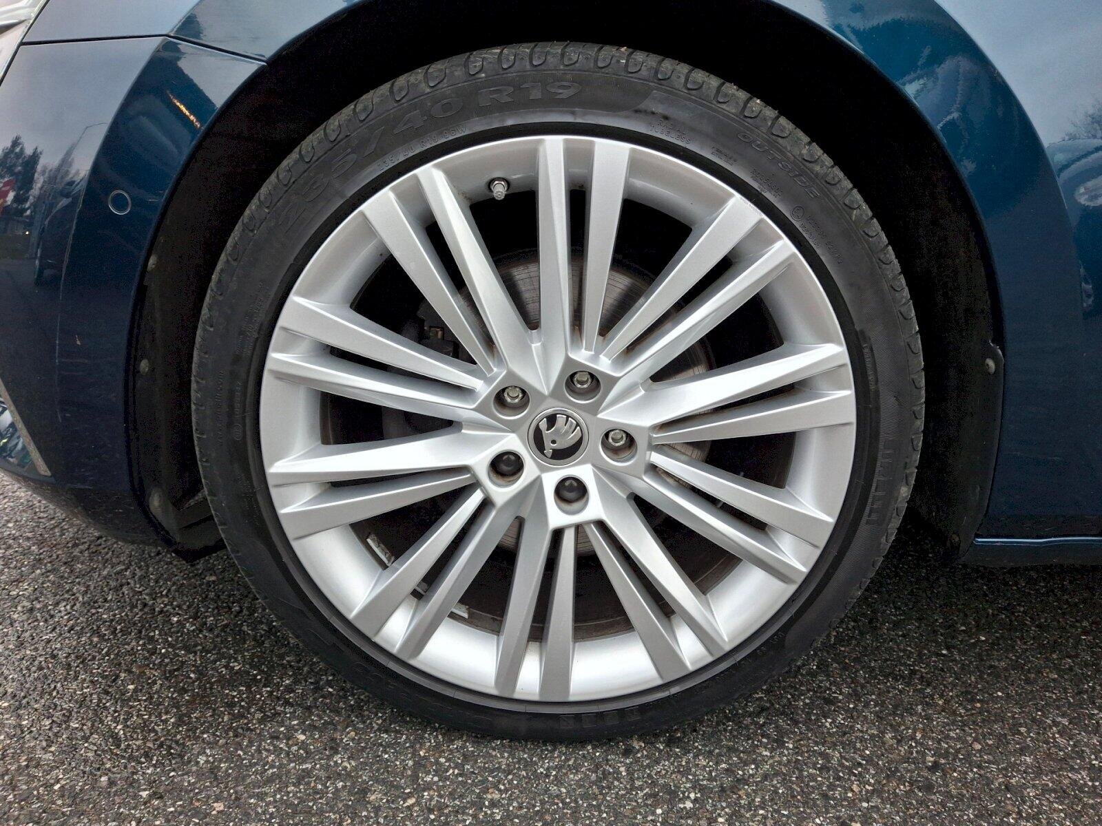 Škoda Superb Kombi 2,0 l 147 kw