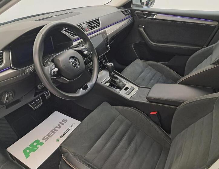 Škoda Superb 16