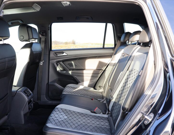 Volkswagen Tiguan Allspace 16