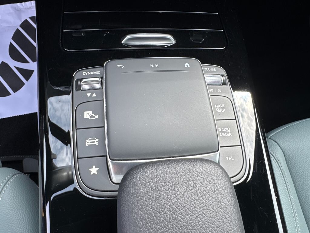 Mercedes-Benz CLA Sedan / Limuzína 1,3 l 100 kw