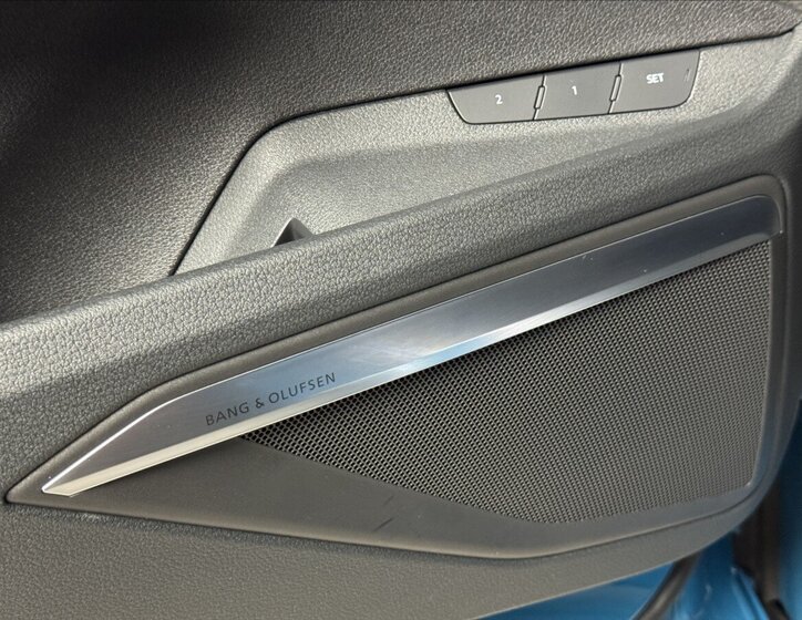 Audi e-tron SUV / Terénní 0,0 300 kw