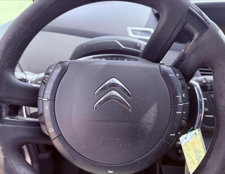 Citroën C4 Picasso 6
