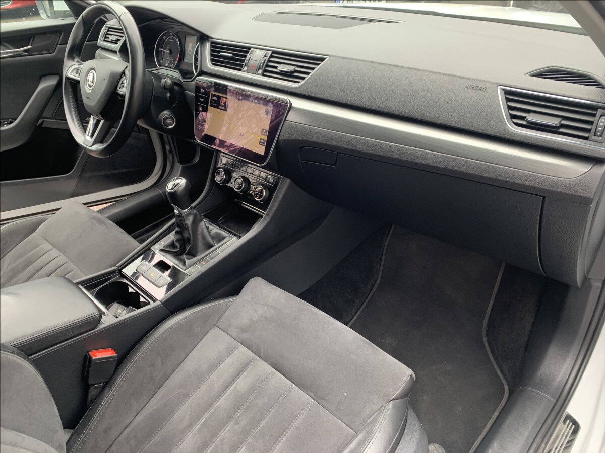 Škoda Superb Kombi 2,0 l 110 kw