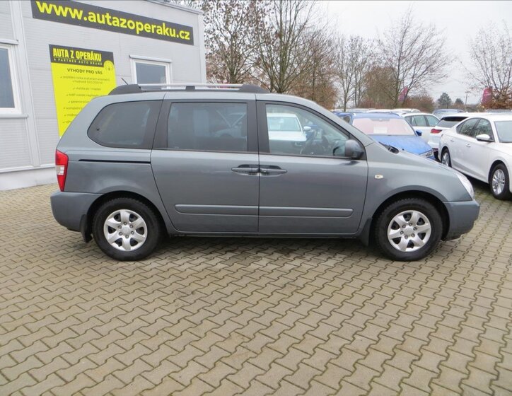 KIA Carnival MPV 2,9 l 136 kw