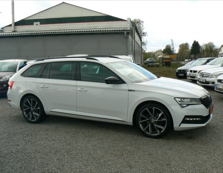 Škoda Superb Kombi 2,0 l 140 kw