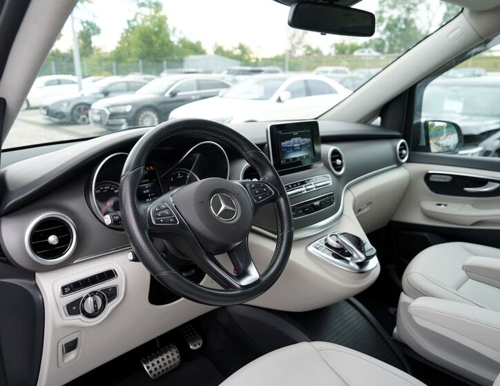 Mercedes-Benz Třídy V 21