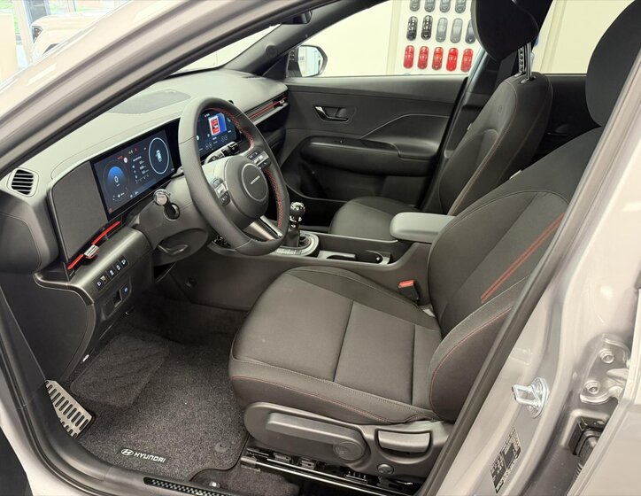 Hyundai Kona SUV / Terénní 1,6 l 110 kw