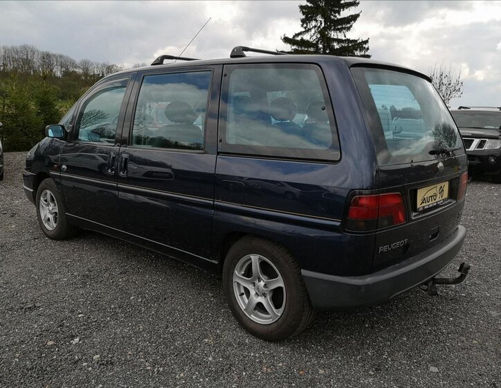 Peugeot 806 Kombi 2,1 l 80 kw