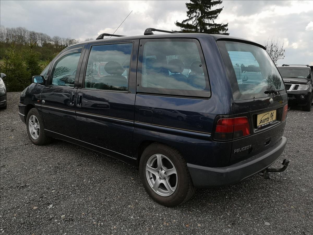 Peugeot 806 Kombi 2,1 l 80 kw