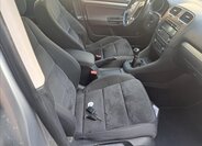 Volkswagen Golf Kombi 1,6 l 77 kw