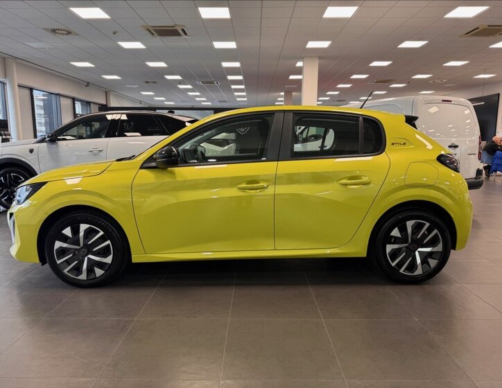 Peugeot 208 Hatchback 1,2 l 74 kw