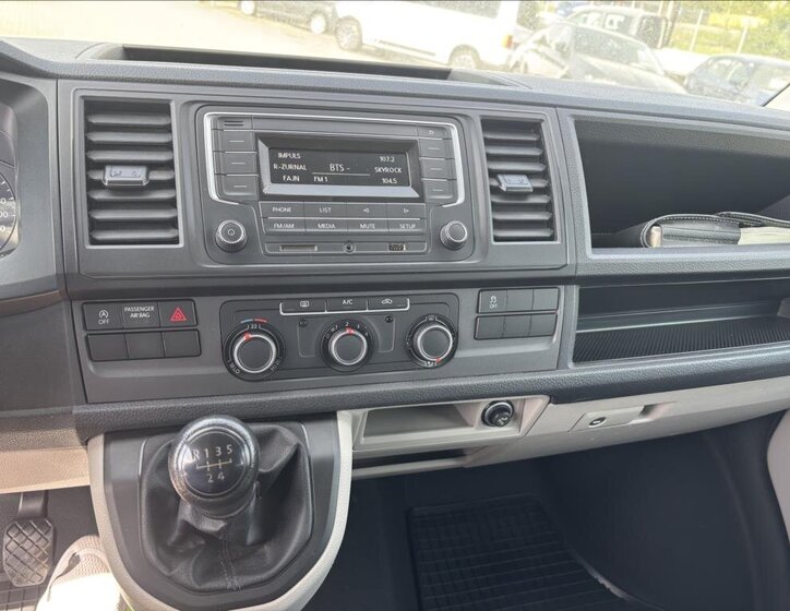 Volkswagen Transporter Valník 2,0 l 75 kw