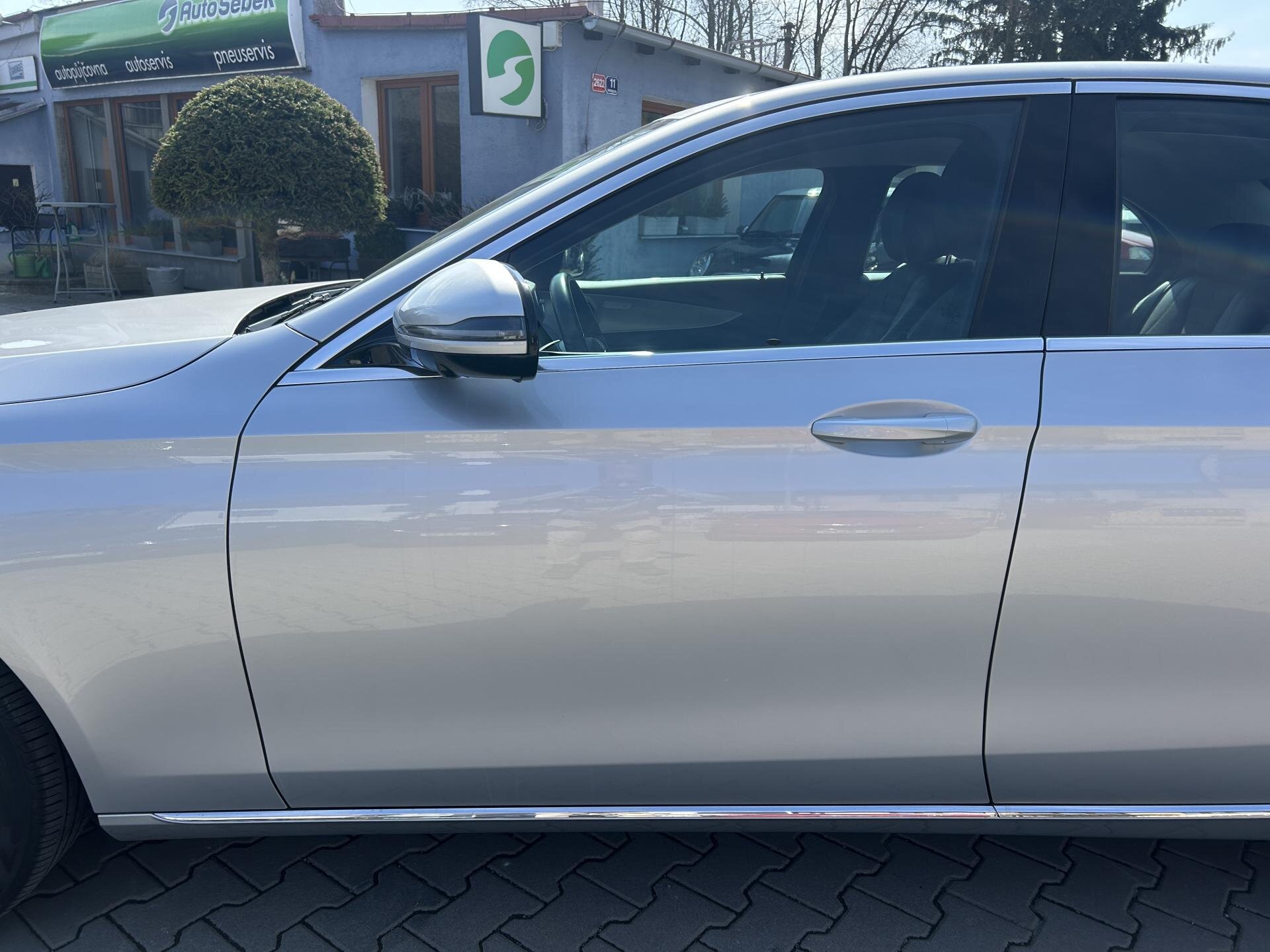 Mercedes-Benz Třídy E Sedan / Limuzína 3,0 l 190 kw