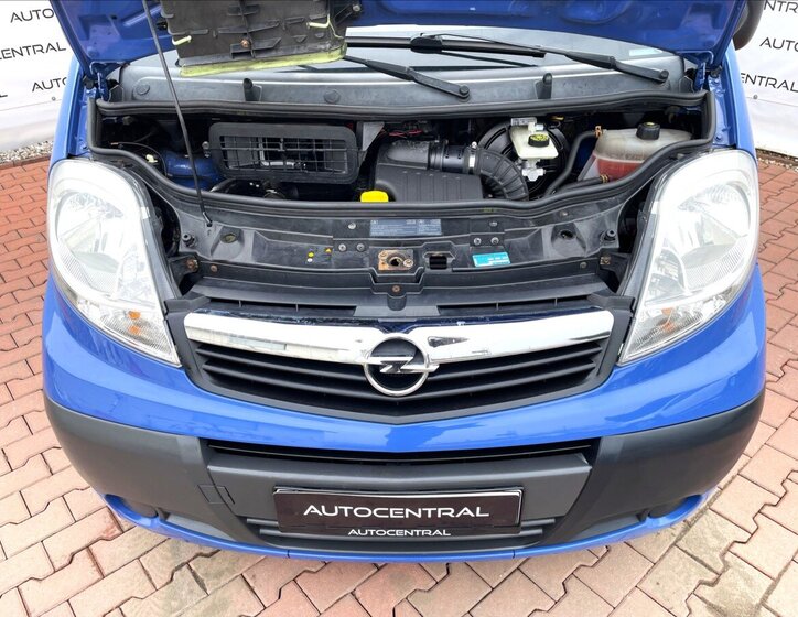 Opel Vivaro MPV 2,5 l 107 kw