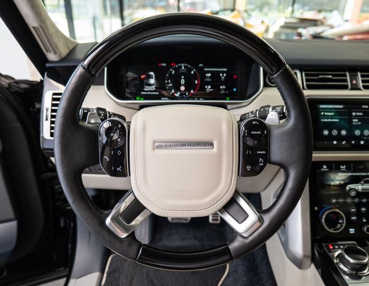 Land Rover Range Rover 7