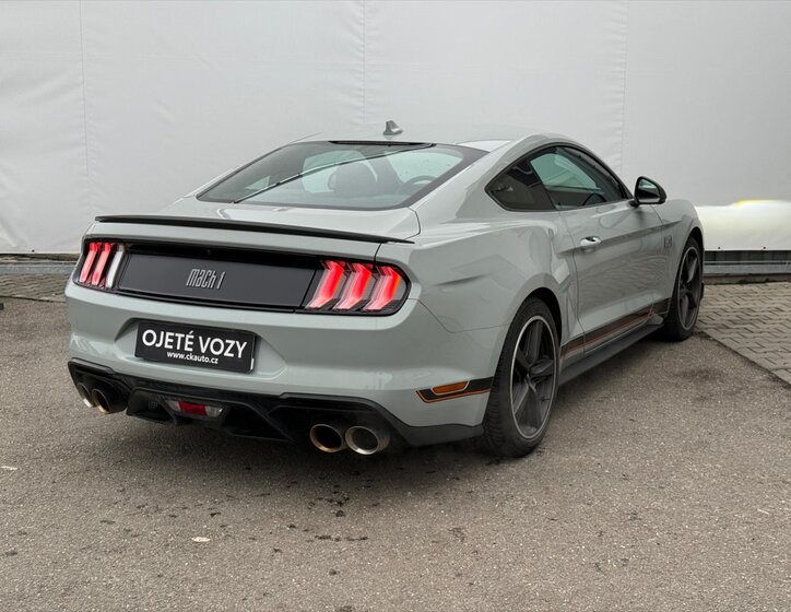 Ford Mustang Kupé 5,0 l 338 kw